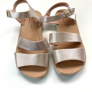 Size 10 Children’s Seychelles Metallic Sandals